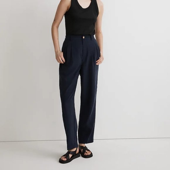 Madewell Pants - Madewell Navy The Tailored Tapered Pant in Softdrape Size 2/S